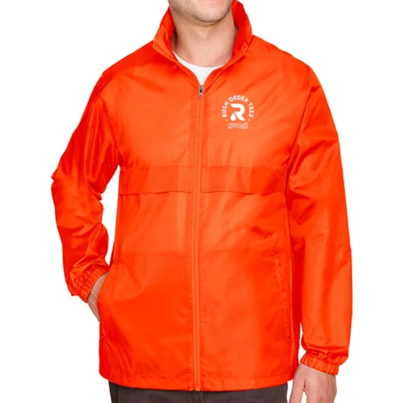 Chaqueta Freedom, con capucha, en poliester antifluido, con forro interno