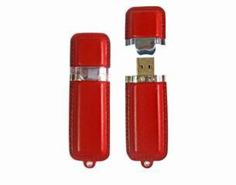 Memoria USB en Cuero y Metal