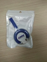 Multiconector x 3 en estuche acrilico con colgador