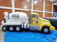 Dummy Inflable Estatico en forma de Camion de Cemento